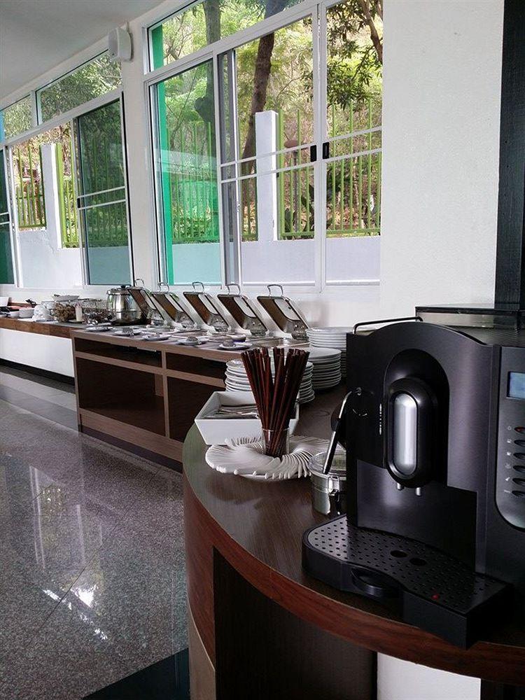 Wiz Hotel Pattaya Zewnętrze zdjęcie