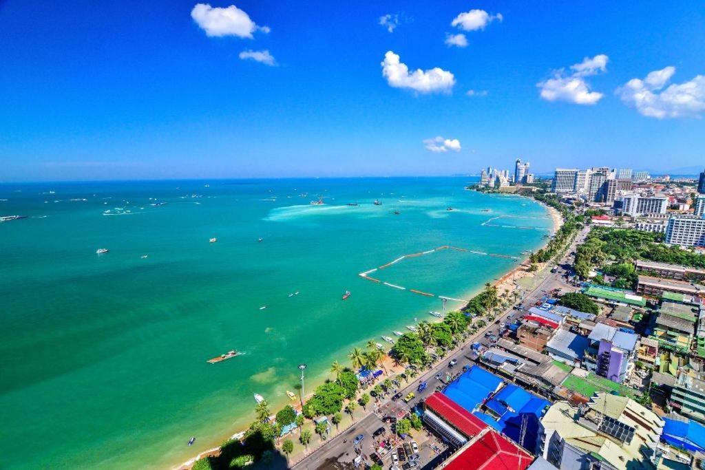 Wiz Hotel Pattaya Zewnętrze zdjęcie